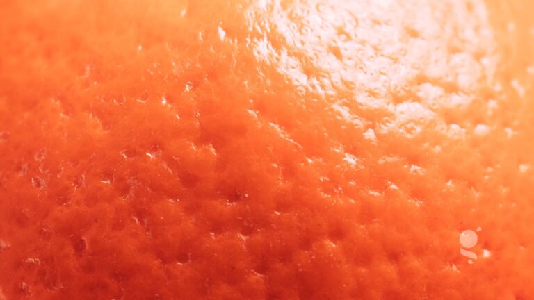 Sintomas de cancer de mama: edema em casca de laranja